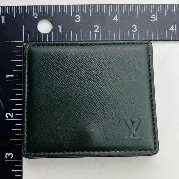 Auth. Louis Vuitton Taiga Porte Mannaie Boite Leather Coin Purse Wallet Mini Vtg - Picture 11 of 13